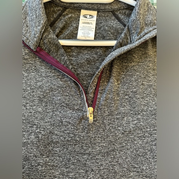 Athletic Works Longsleeve Quarter Zip Top - Picture 9 of 12
